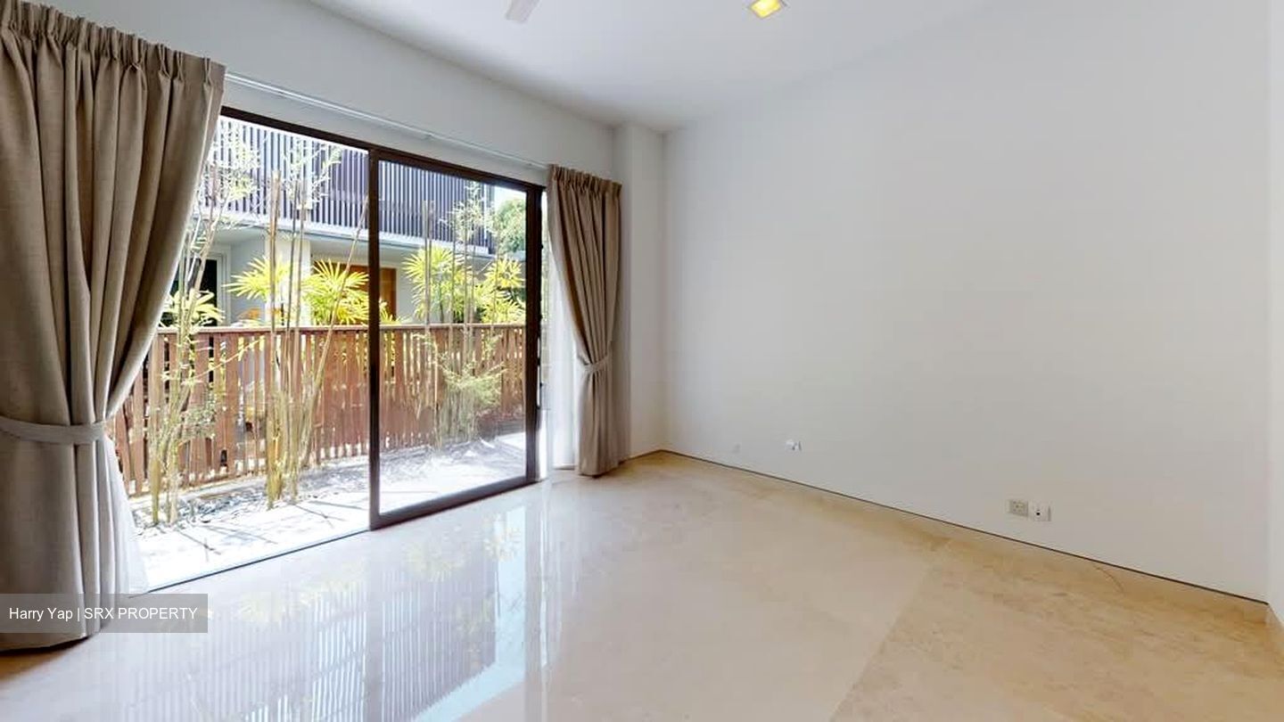 Ocean Drive (D4), Detached #546071731